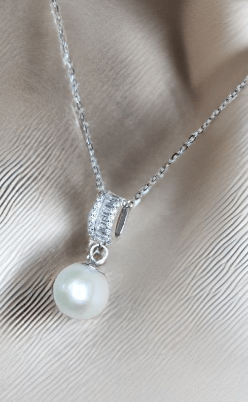 jewellery-kbeauty-glowtime- aime- jovie pearl princess pendant