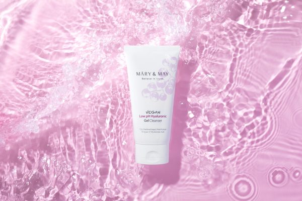 skincare-kbeauty-glowtime-mary & may vegan low ph hyaluronic gel cleanser