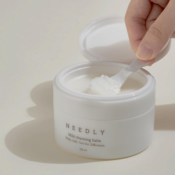 skincare-kbeauty-glowtime-needly mild cleansing balm