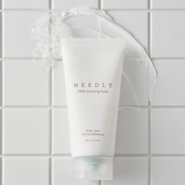 skincare-kbeauty-glowtime-needly mild cleansing foam