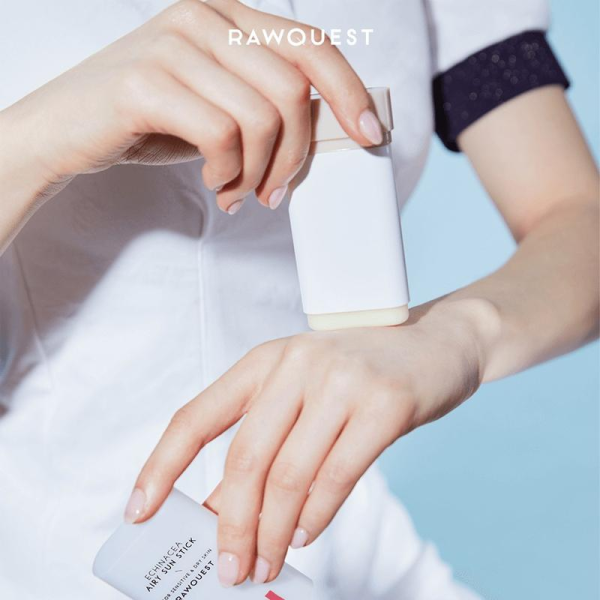 skincare-kbeauty-glowtime-rawquest schinacea airy sun stick
