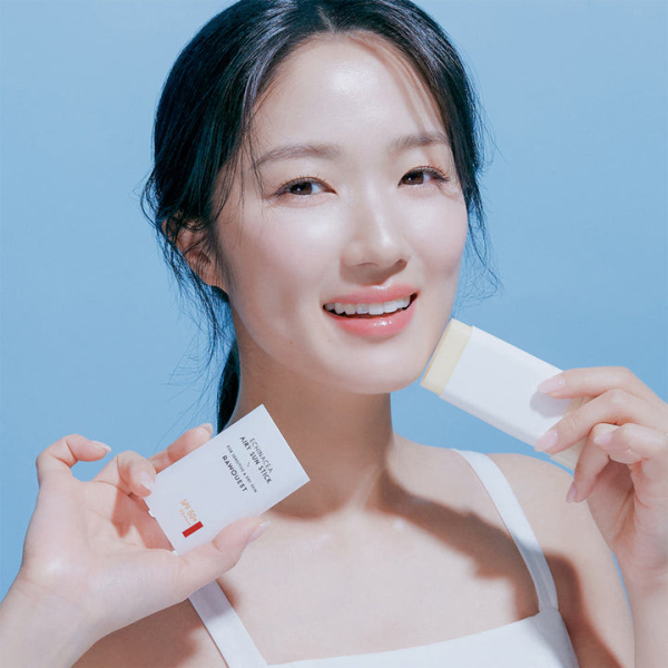 skincare-kbeauty-glowtime-rawquest schinacea airy sun stick