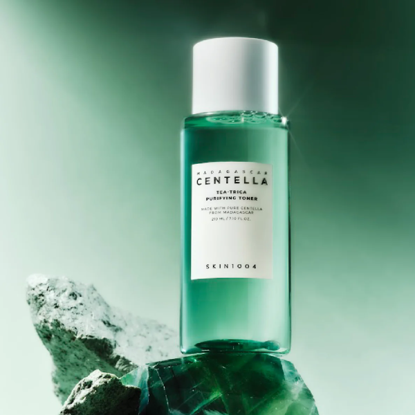 skincare-kbeauty-glowtime-skin 1004 madagasca centella tea trica toner