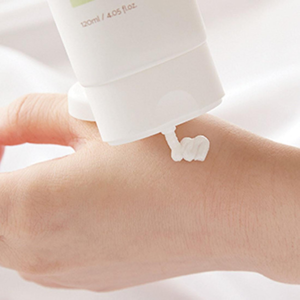 skincare-kbeauty-glowtime-centella mild cleansing foam