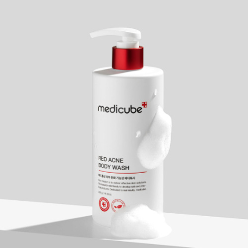 skincare-kbeauty-glowtime-medicube red acne body wash